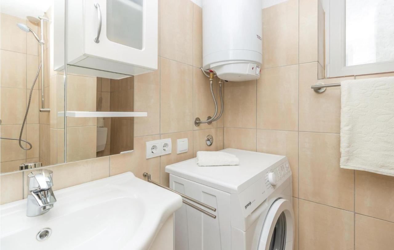 Gorgeous Home In Zadar With Wifi Luaran gambar